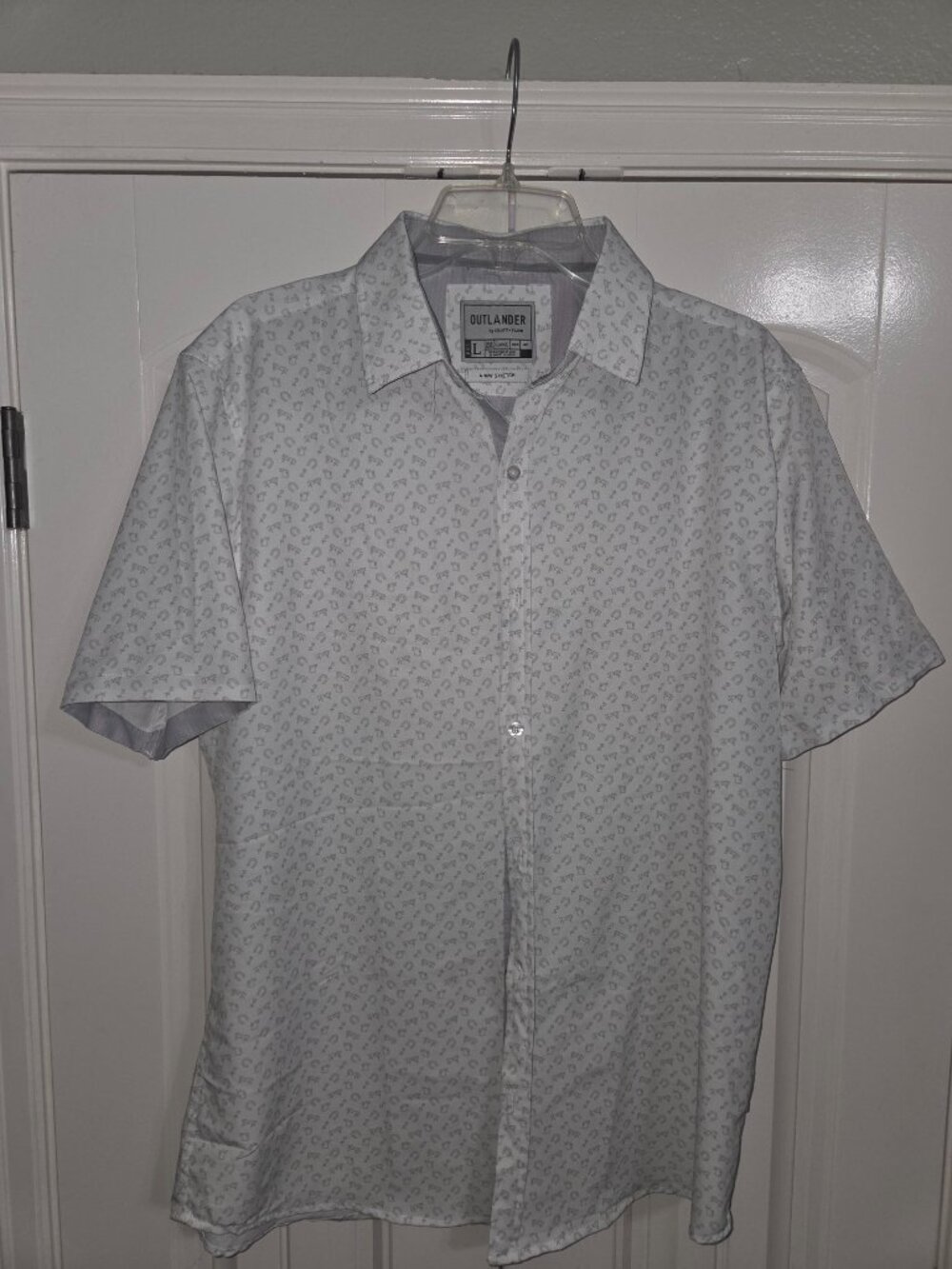 Outlander Craft + Flow Men's Large Western Print Button Up Shirt White Gray Stre